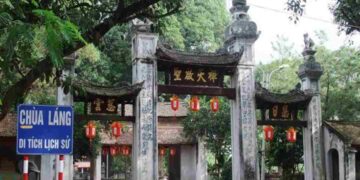 Tìm hiểu thông tin về ngôi Chùa Láng tại Hà Nội