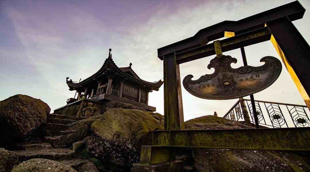 Chùa Đồng trên đỉnh núi quần thể Chùa Yên Tử