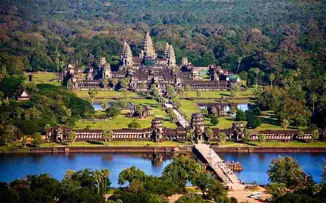 Quần thể đền Angkor Wat với nhiều điều bí ẩn