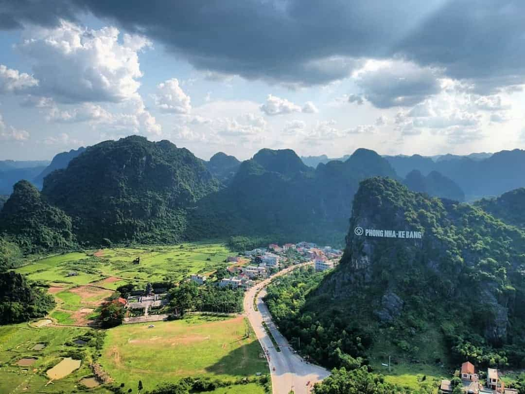 Động Phong Nha ở đâu?