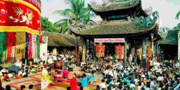 Đặc điểm chung của chèo sân đình