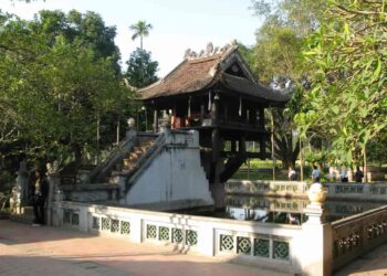 Chùa Một Cột thờ ai?