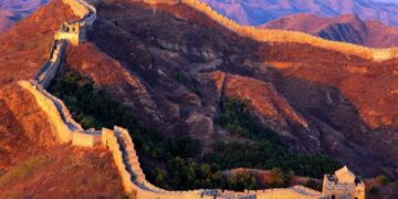 Ai là người xây dựng Vạn Lý Trường Thành?