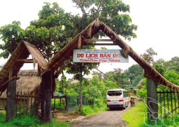 Khu du lịch Buôn Đôn, chạm vào linh hồn đại ngàn Tây Nguyên